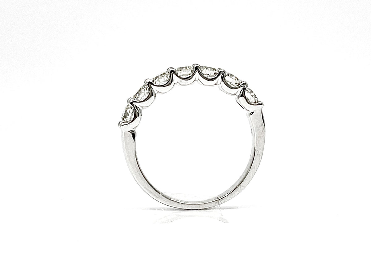 14K White Gold 0.50cttw Diamond Anniversary Ring / Band - Size 6.5