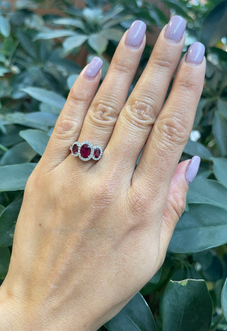 Anillo de platino con rubí de 1,38 quilates y diamante de 0,42 quilates - Talla 7