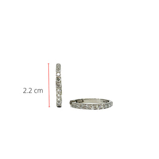 Huggies de diamantes de 0,75 quilates en oro blanco de 10 quilates - 20 mm