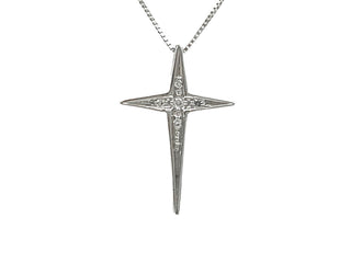 Colgante de cruz de diamantes de 0,022 quilates en oro blanco de 10 quilates, 18"