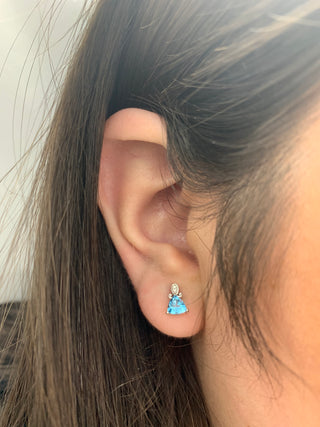 Pendientes de oro blanco de 10 quilates con topacio azul genuino de 1,20 quilates y diamantes de 0,017 quilates