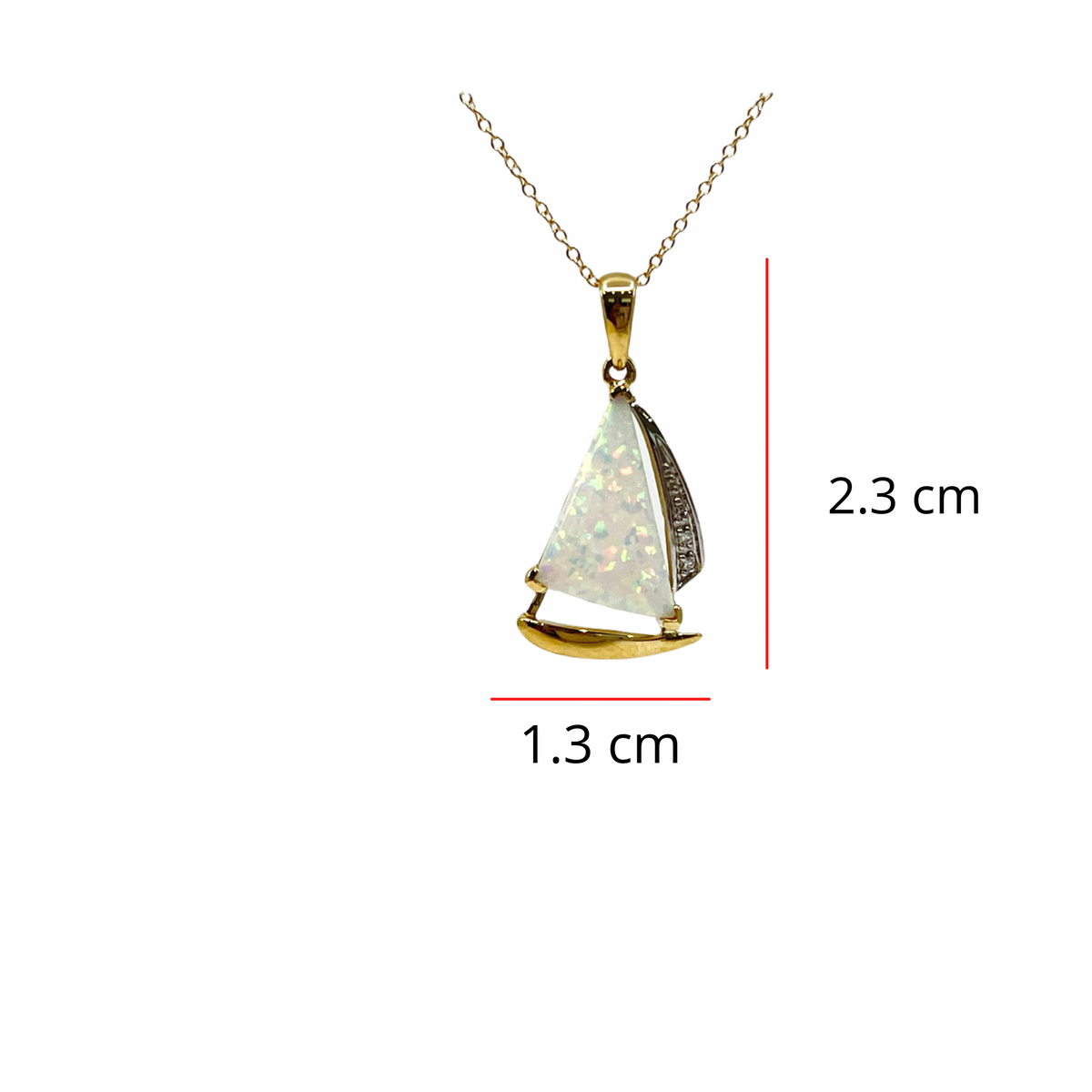 Collar de oro amarillo de 10 quilates con ópalo creado en forma de velero y diamantes de 0,015 quilates, 18 pulgadas
