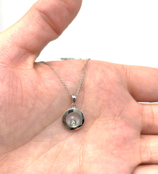 Colgante de diamantes en oro blanco