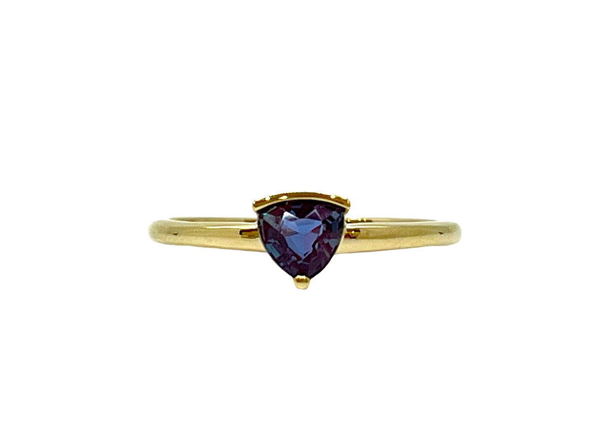 10K Yellow Gold 0.50cttw Created Alexandrite Ring, size 7