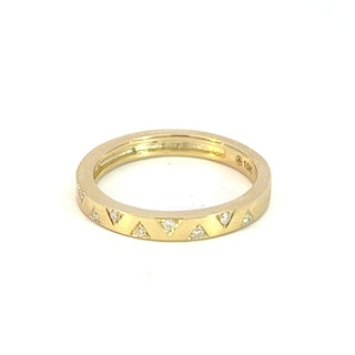 10K Yellow Gold 0.10cttw Diamond Band - size 6.5