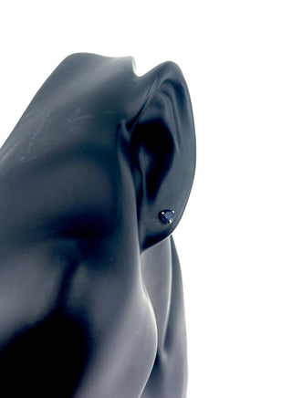 Pendientes de talla redonda con zafiro de 2,3 quilates en oro amarillo de 10 quilates