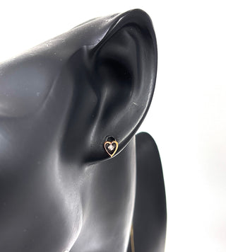 Aretes en forma de corazón con diamantes de 0,02 quilates en oro blanco y rosa de dos tonos de 10 quilates