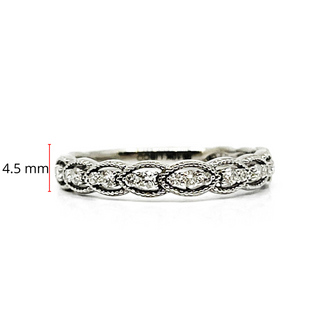 Anillo de diamantes de 0,20 quilates en oro blanco de 10 quilates