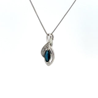 Colgante de diamantes y zafiro en oro blanco de 10 quilates - 18"