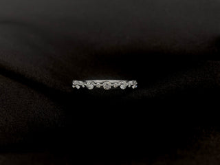 18k White Gold & Palladium (hypoallergenic) 0.50cttw Canadian Diamond Ring, size 6.5