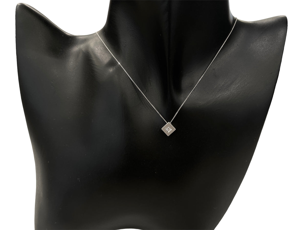 10K White Gold 0.05cttw Diamond Necklace, 18&quot;