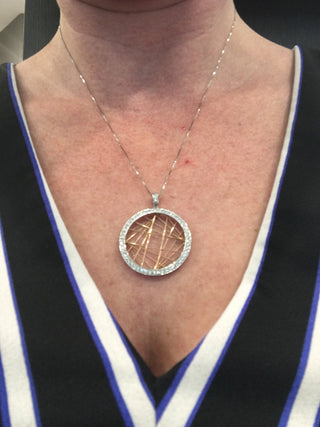 Colgante de diamantes de 0,91 quilates en oro blanco y rosa de dos tonos de 14 quilates - 19 pulgadas