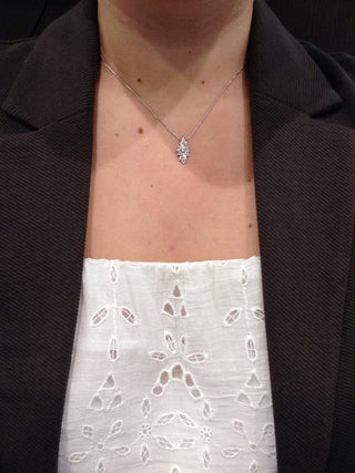 SEGUIMIENTO - Colgante de oro blanco de 10 quilates con diamantes de 0,50 quilates, 18"