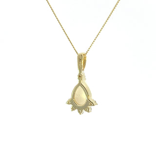 Colgante de diamantes y ópalo de oro amarillo de 10 quilates