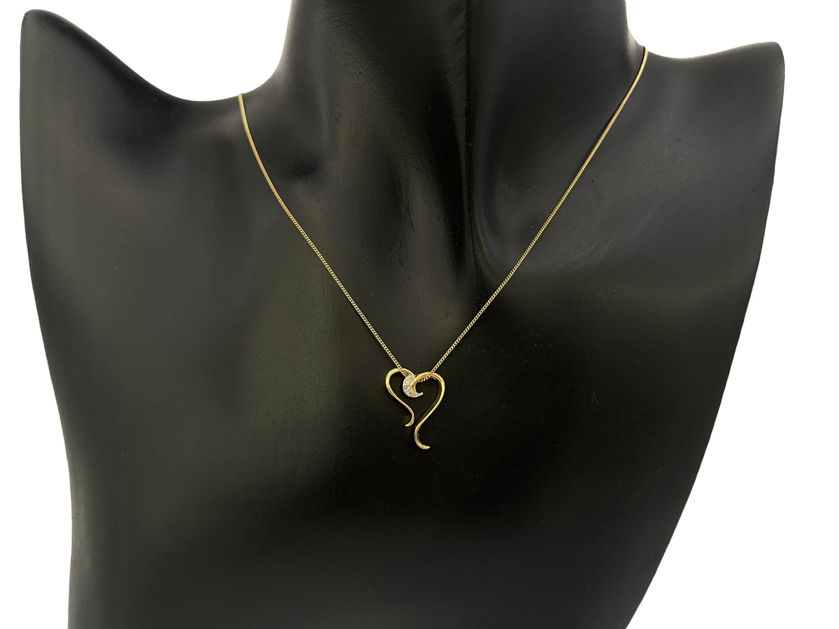 10K Yellow Gold 0.015cttw Diamond Heart Pendant, 18&quot;