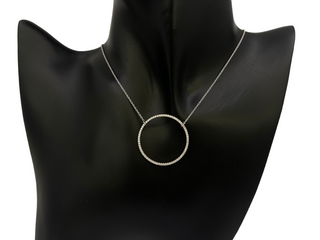 Colgante circular de diamantes de 0,50 quilates en oro blanco de 18 quilates, 18"