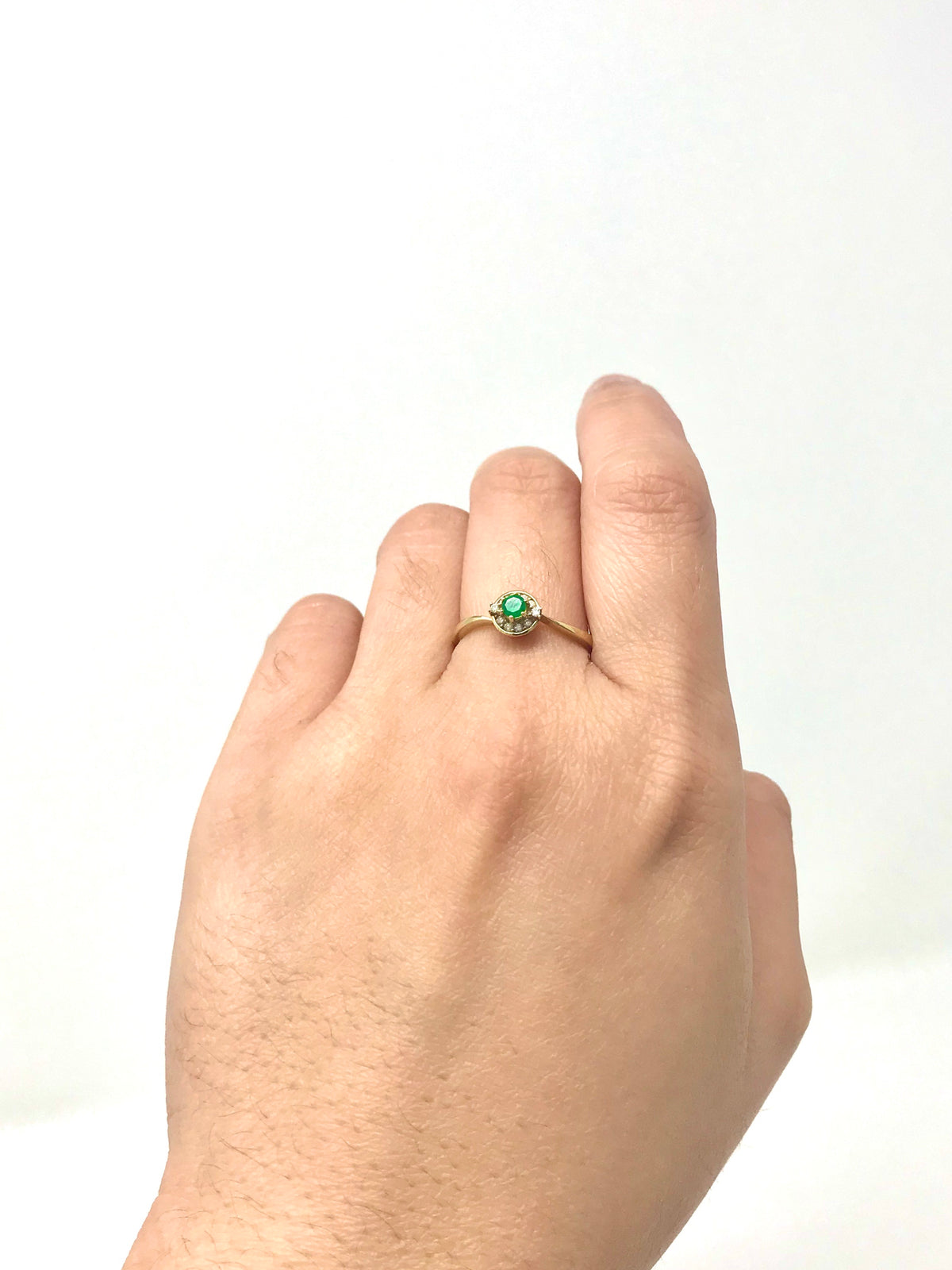 10K Yellow Gold Emerald and 0.07cttw Diamond Ring