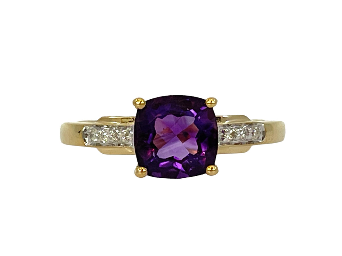 10K Yellow Gold 7mm Cushion Cut Amethyst and 0.05cttw Diamond Ring, size 7