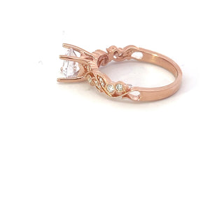 14K Round Brilliant Cut Diamond Ring