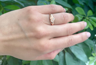 10K Rose Gold 0.01cttw Diamond Heart Signet Ring