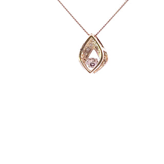 Collar de oro amarillo de 10 quilates con diamantes de 0,08 quilates, 18"
