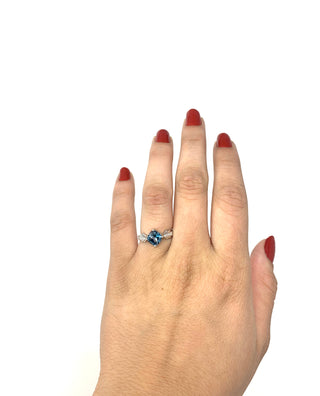 Anillo de diamantes y topacio azul Londres de oro blanco de 10 quilates, talla 6,5