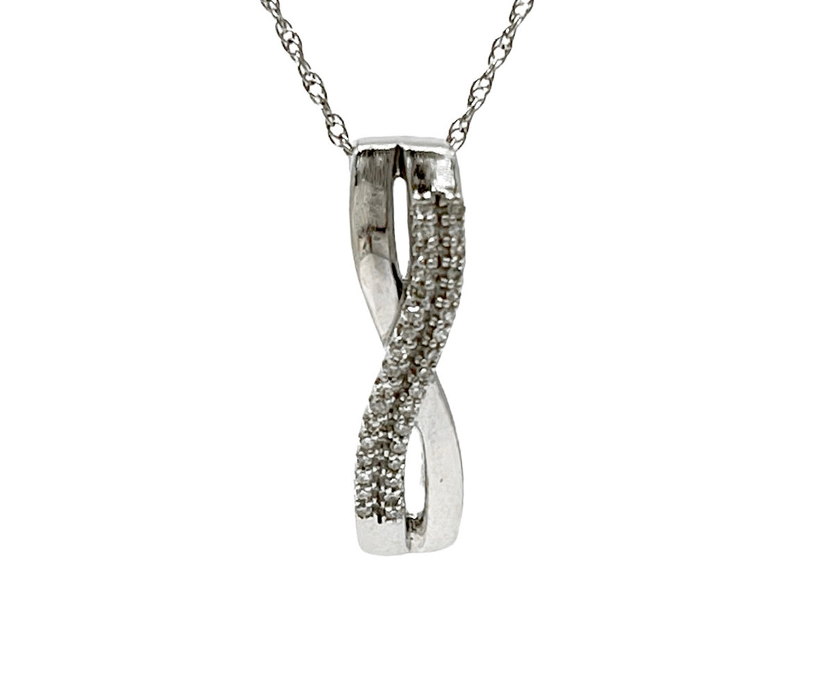 10K White Gold 0.05cttw Diamond Pendant, 18&quot;