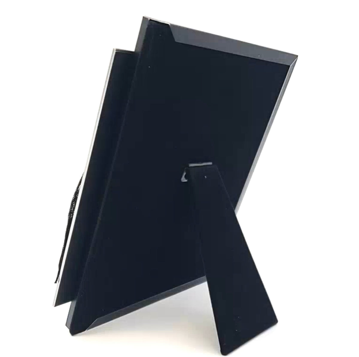 4 X 6 negro con marco plateado con borla colgante