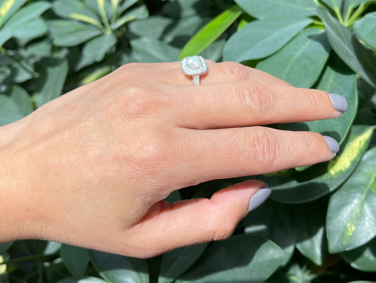14K White Gold 1.66cttw Diamond Halo Engagement Ring, size 6