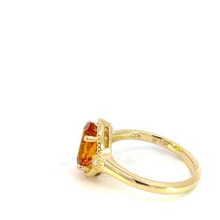Anillo de oro amarillo de 10 quilates con citrino y diamantes - Talla 7