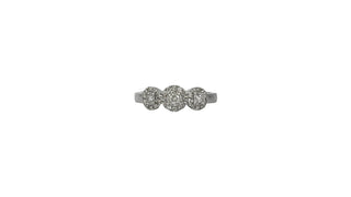 Anillo de diamantes con halo de 3 piedras de talla brillante redonda de 0,25 quilates de oro blanco de 10 quilates