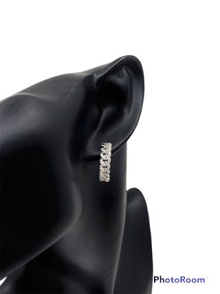 Arete de diamantes con eslabones cubanos de Miami de 0,66 quilates en oro blanco de 10 quilates