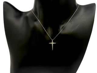 Colgante de cruz de diamantes de 0,022 quilates en oro blanco de 10 quilates, 18"