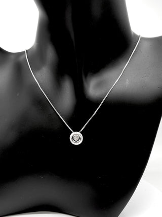 Colgante de plata de ley con diamante canadiense de 0,24 quilates de talla redonda, 18"