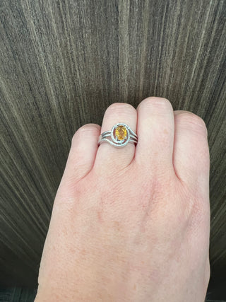 Anillo de plata de ley 925 con citrino de 7 x 5 mm y diamante de 0,03 quilates, talla 6