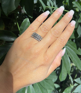 Anillo con engaste de ilusión de diamantes de 0,25 quilates en oro de 10 quilates en dos tonos