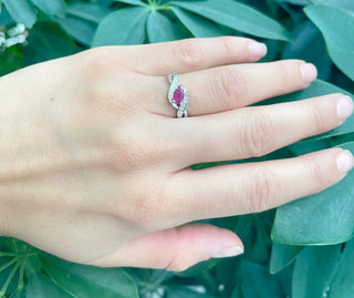 10K White Gold 0.09cttw Diamond with 0.60cttw Ruby Ring - Size 6.5