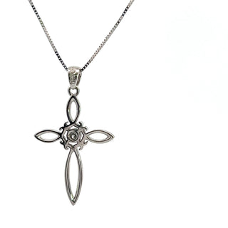 Collar con cruz de diamantes de 0,05 quilates en oro blanco de 10 quilates, 18"
