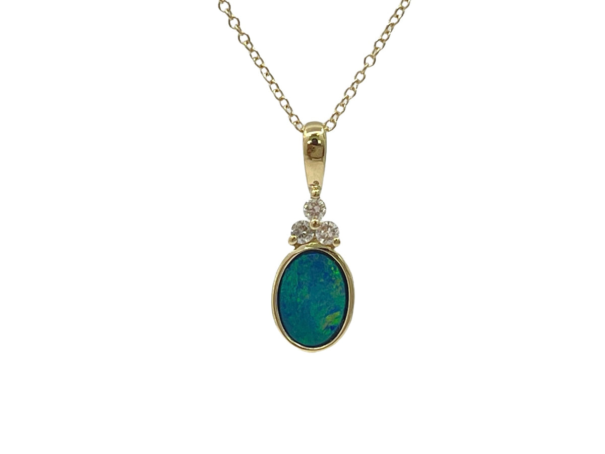 10K Yellow Gold 5mm x 7mm Australian Opal Doublet and 0.065cttw Diamond Necklace - 18 Inches