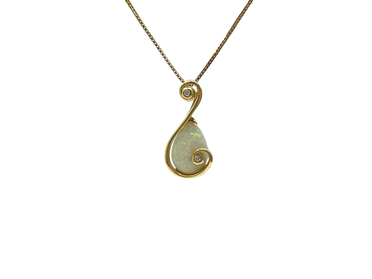 14K Yellow Gold 1.50cttw Opal and 0.03cttw Diamond Pendant - 20 Inches
