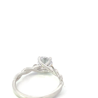 14K Round Brilliant Cut Diamond Ring