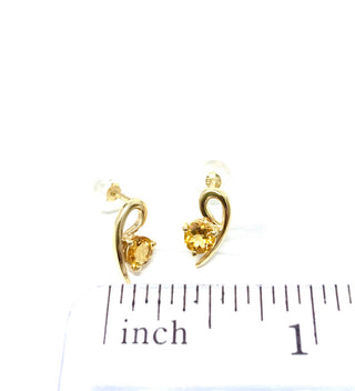 Aretes de citrino en oro amarillo de 14 quilates