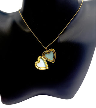 Relicario en forma de corazón de plata de ley 925 chapado en oro con diseño de corazones grabados - 21 mm x 20 mm
