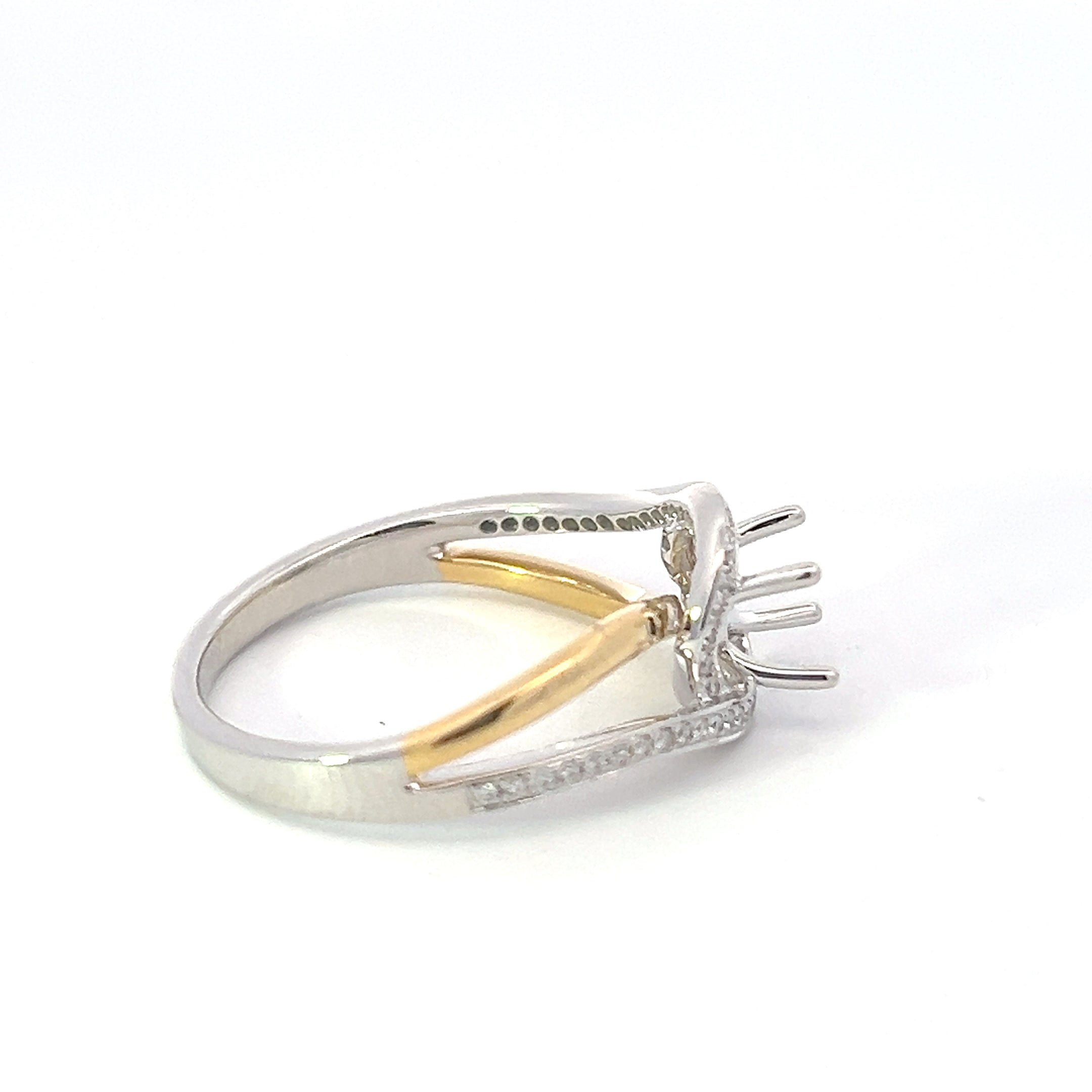 14K Round Brilliant Cut Diamond Ring - / 4.5
