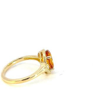 Anillo de oro amarillo de 10 quilates con citrino y diamantes - Talla 7