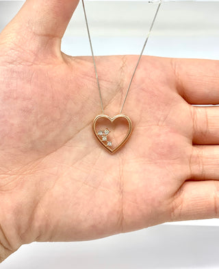 Colgante en forma de corazón con diamantes de 0,02 quilates en oro blanco y rosa de 10 quilates, 18"