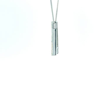 Colgante de diamantes canadienses de 0,30 quilates en oro blanco de 10 quilates, 18"