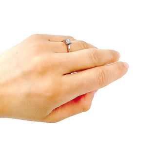 10K Rose Gold 0.13cttw Diamond Ring, size 6.5