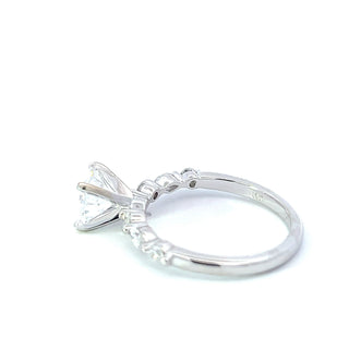 14K Round Brilliant Cut Diamond Ring