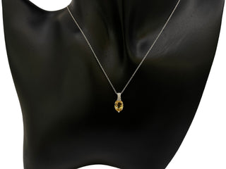 Colgante de oro blanco de 10 quilates con citrino de talla ovalada de 8x6 mm y diamante de 0,022 quilates, 18"
